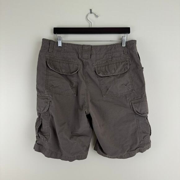 L.L Bean Shorts Men's 36 100% Cotton Cargo Outdoor Active Lifestyle 10" Inseam - Picture 2 of 7